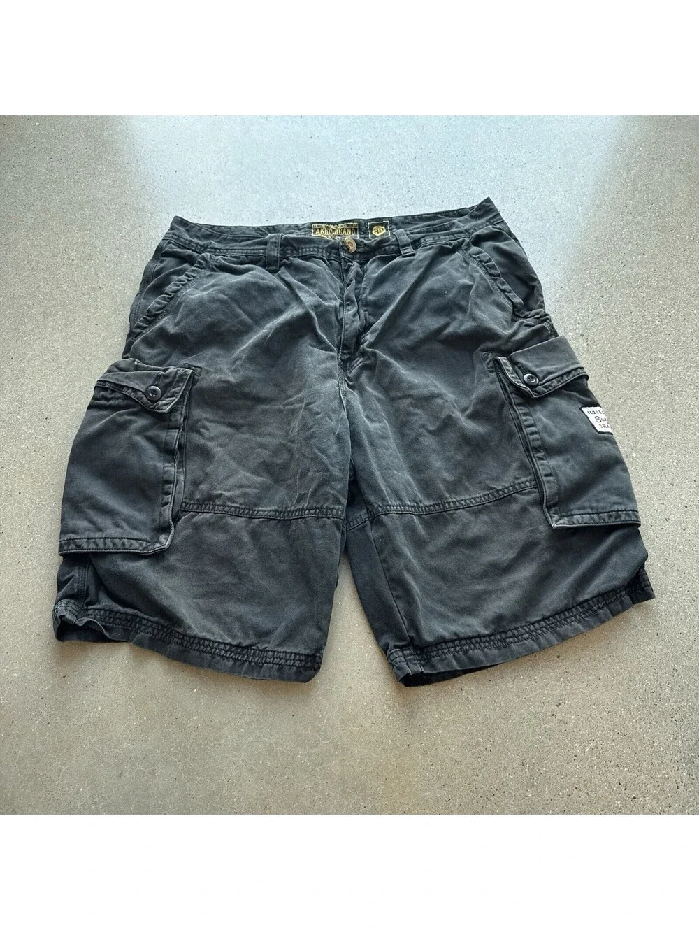 Akoo Black Multi-Pocket Cargo Shorts - Men's 38 Faded